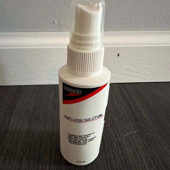 Speedo anti fog goggles or glasses spray - barely used - Picture 1 of 2